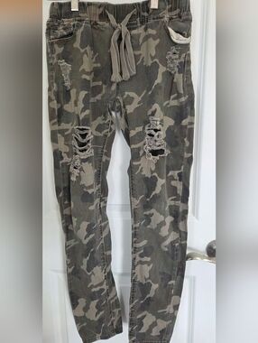 Kids Camo Drawstring Joggers - Olive Green